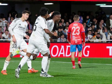 Camavinga celebrando su gol ante la Deportiva Minera