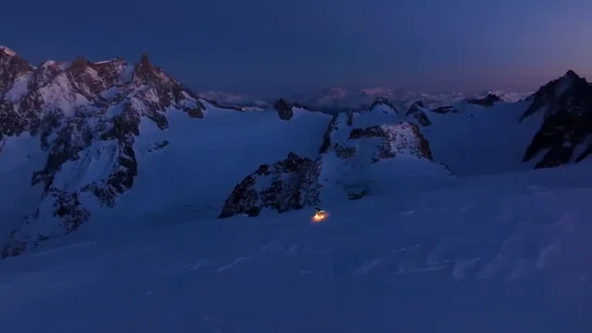 Leo Slemett y su increíble descenso nocturno en el Mont Blanc Leo Slemett y su increíble descenso nocturno en el Mont Blanc