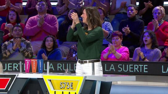 Cristina apunta alto y consigue el s&uacute;per comod&iacute;n de La ruleta de la suerte