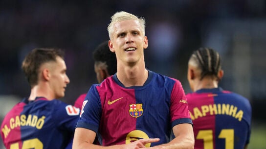 El futbolista Dani Olmo con el Bar&ccedil;a