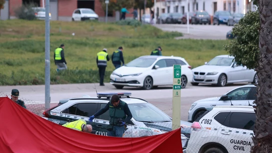 La Guardia Civil en el lugar del crimen La Guardia Civil en el lugar del crimen