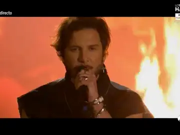 Así suena 'Pueblo salvaje', el nuevo single de Manuel Carrasco: lo estreno en primicia en El Hormiguero Así suena 'Pueblo salvaje', el nuevo single de Manuel Carrasco: lo estreno en primicia en El Hormiguero