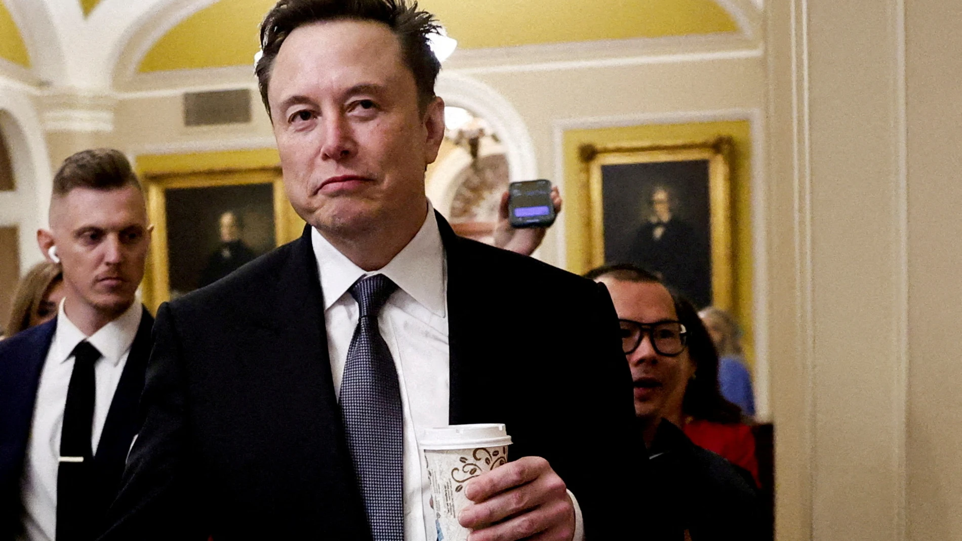 La propuesta de Elon Musk: jornadas laborales de 120 horas semanales y trabajar sin cobrar La propuesta de Elon Musk: jornadas laborales de 120 horas semanales y trabajar sin cobrar