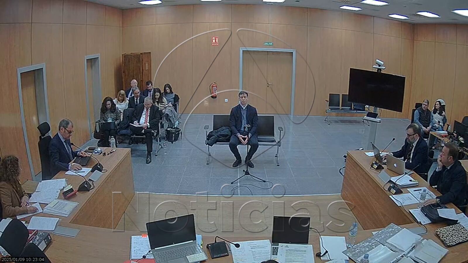 La jueza que investiga al hermano de Pedro Sánchez encarga a la UCO un informe sobre el puesto de su colaborador