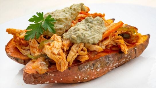 Una receta saludable con ingredientes 100% naturales: boniato con pollo y verduras, de Karlos Argui&ntilde;ano