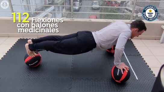 George Kotsimpos, el griego con m&aacute;s r&eacute;cords de flexiones