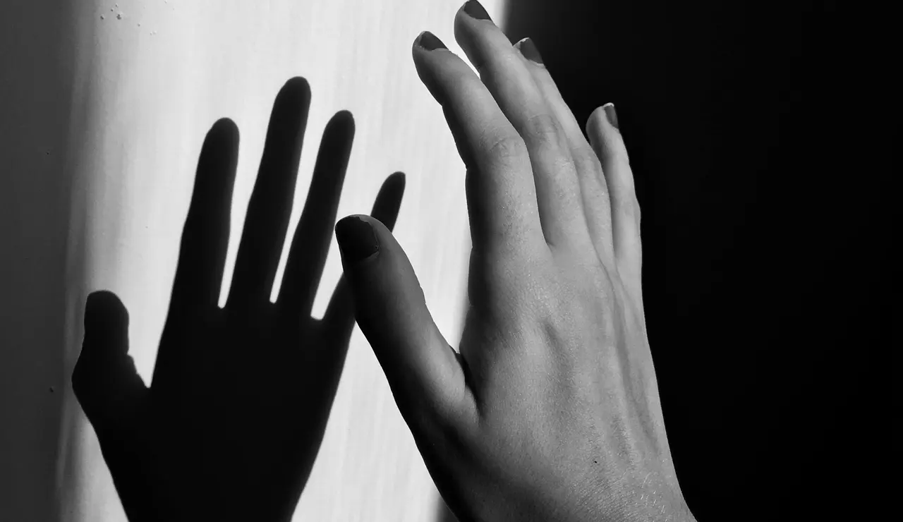 Drogada, violada y secuestrada en un búnker durante seis días