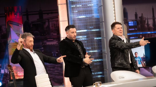 Andy y Lucas conocen a la tiktoker que 'reinvent&oacute; el baile de 'Son de amores'... &iexcl;y lo replican con ella!