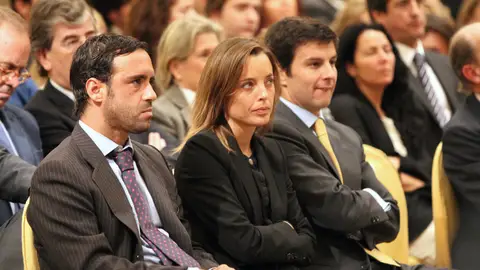 Alejandra Conde con su hermano Mario en una imagen de 2011 Alejandra Conde con su hermano Mario en una imagen de 2011