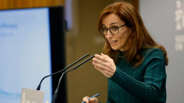 La ministra de Sanidad, Mónica García