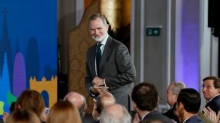 El rey alerta de una &ldquo;creciente ola de proteccionismo&rdquo; que crea incertidumbre y pone a Espa&ntilde;a como ejemplo de apertura en tiempos convulsos