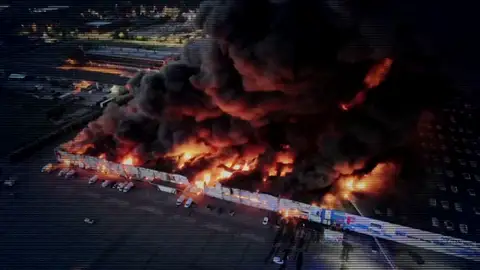 Rusia estaría detrás de varias explosiones en centros logísticos de Europa, según los servicios de inteligencia occidentales Rusia estaría detrás de varias explosiones en centros logísticos de Europa, según los servicios de inteligencia occidentales