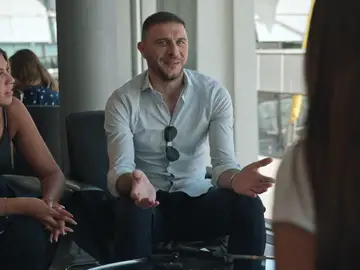 El primer conflicto familiar del viaje: “¿No decías que no lo íbamos a enfocar en el fútbol?” El primer conflicto familiar del viaje: “¿No decías que no lo íbamos a enfocar en el fútbol?”
