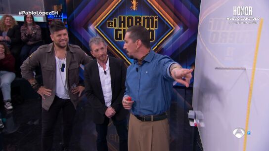 &iquest;Frenar el magnetismo utilizando tinta? El incre&iacute;ble experimento de Marron en El Hormiguero