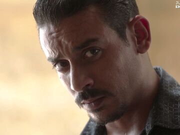 "&iquest;Quiere que le demos un aviso?": La vida de Rafa corre grave peligro en el pr&oacute;ximo cap&iacute;tulo de Honor
