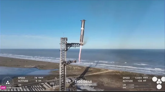 Starship explota en pleno vuelo pese a atrapar su mega propulsor Starship explota en pleno vuelo pese a atrapar su mega propulsor