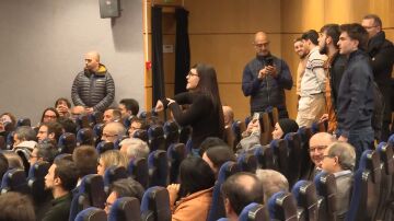 PIDEN LA DIMISIÓN DE MAZÓN EN LA TOMA DE POSESIÓN DE LA RECTORA