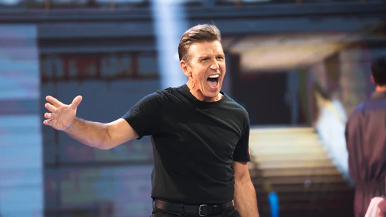 ¡Espectacular! El Cordobés se convierte en el mítico Danny Zuko del musical de Grease ¡Espectacular! El Cordobés se convierte en el mítico Danny Zuko del musical de Grease