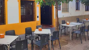 Confirmada la alta presencia de una bacteria en los montaditos de pringá causante de la intoxicación alimentaria de Córdoba. Confirmada la alta presencia de una bacteria en los montaditos de pringá causante de la intoxicación alimentaria de Córdoba.