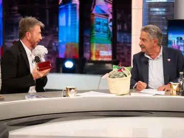 “Entro y se me echan encima”: así fue la divertida anécdota que vivió Miguel Ángel Revilla “Entro y se me echan encima”: así fue la divertida anécdota que vivió Miguel Ángel Revilla