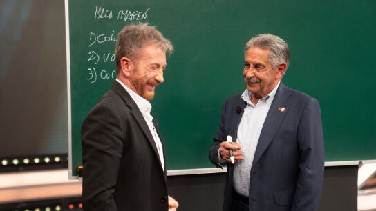 Las predicciones pol&iacute;ticas de Miguel &Aacute;ngel Revilla: "Habr&aacute; elecciones este a&ntilde;o"