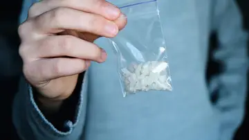 Una bolsa con metanfetamina Una bolsa con metanfetamina