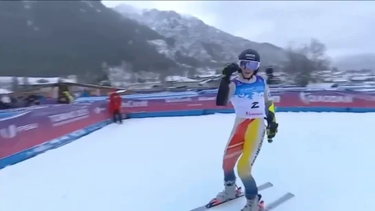 Aleix Aubert Serracan celebra su victoria en los Juegos Mundiales Universitarios FISU 2025 en Turín Aleix Aubert Serracan celebra su victoria en los Juegos Mundiales Universitarios FISU 2025 en Turín