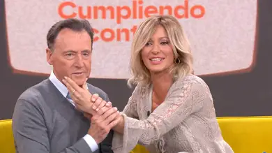 Matías Prats recapitula los 35 años de Antena 3 en 'Espejo Público': Matías Prats recapitula los 35 años de Antena 3 en 'Espejo Público':
