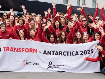 124 mujeres científicas zarpan a la Antártida en la expedición 'Homeward Bound 8' 124 mujeres científicas zarpan a la Antártida en la expedición 'Homeward Bound 8'