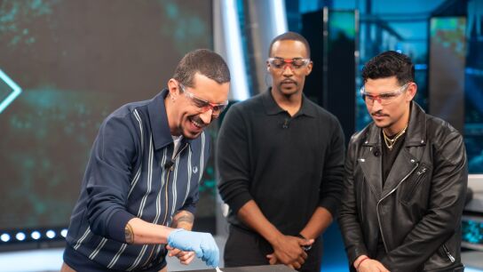 &iexcl;Galaxia qu&iacute;mica! Marron deja boaquiabiertos a Anthony Mackie y Danny Ram&iacute;rez con su estelar experimento