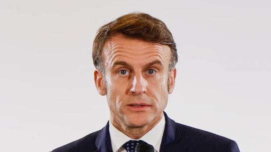 Macron Macron