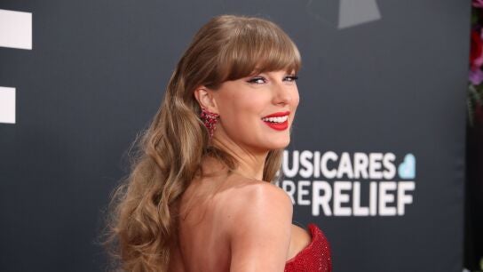 Taylor Swift en los Grammy 2025