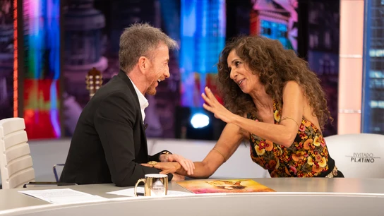Rosario Flores explica por qué 'asaltó' un coche para llegar a tiempo a un concierto: "Eso fue una vergüenza" Rosario Flores explica por qué 'asaltó' un coche para llegar a tiempo a un concierto: "Eso fue una vergüenza"