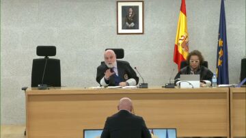 El juez del caso Rubiales corta en seco a De la Fuente: "Usted viene a hablar de lo que se le pregunte"