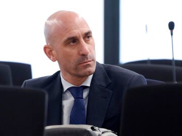 Luis Rubiales durante el juicio