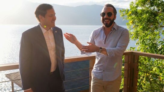 El presidente salvadore&ntilde;o Nayib Bukele recibe al secretario de Estado estadounidense Marco Rubio