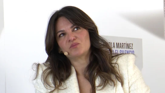 Fabiola Martínez en la presentación de su libro Fabiola Martínez en la presentación de su libro