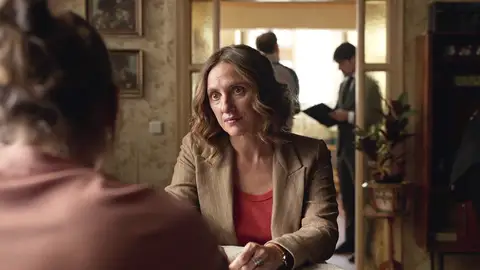 Esta noche en Honor: Verónica visita a Alba y descubre una prueba clave en su casa Esta noche en Honor: Verónica visita a Alba y descubre una prueba clave en su casa