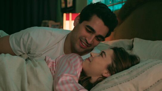 Por fin escuchamos la letra del himno de Seyran y Ferit: la canci&oacute;n que define su historia de amor