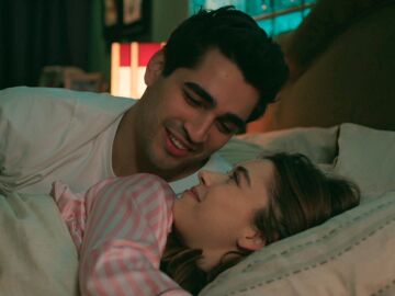 Por fin escuchamos la letra del himno de Seyran y Ferit: la canci&oacute;n que define su historia de amor