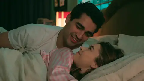 Por fin escuchamos la letra del himno de Seyran y Ferit: la canción que define su historia de amor Por fin escuchamos la letra del himno de Seyran y Ferit: la canción que define su historia de amor