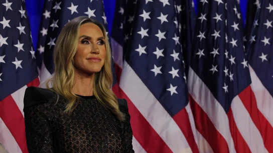 Lara Trump presentará un programa de televisión Lara Trump, nuera de Donald Trump