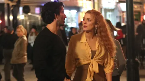 Justin Baldoni y Blake Lively en It Ends With Us Justin Baldoni y Blake Lively en It Ends With Us