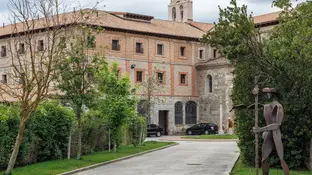 Los exmonjas de Belorado alquilarán un hotel en Arriondas (Asturias) para crear el "primer restaurante de clausura" Los exmonjas de Belorado alquilarán un hotel en Arriondas (Asturias) para crear el "primer restaurante de clausura"