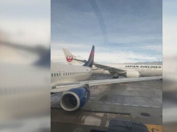 Choque de un Avión de Japan Airlines con una aeronave de Delta en Seattle