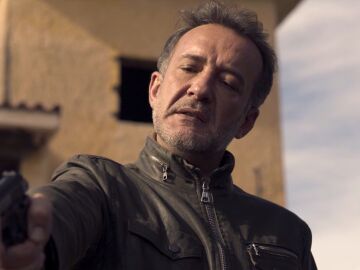 Vicente Aguilar le perdona la vida al juez Romero con una condici&oacute;n: que impida que Sergio vaya a la c&aacute;rcel 