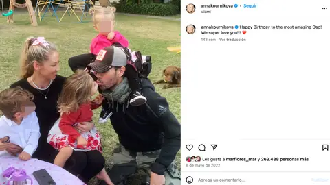 Anna Kournikova y Enrique Iglesias con sus hijos en 2022 Anna Kournikova y Enrique Iglesias con sus hijos en 2022