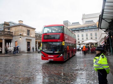 Imagen de archivo de un autobús en Londres.