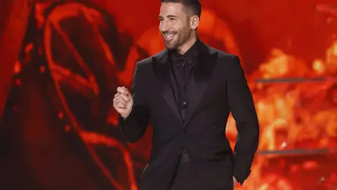 Miguel Ángel Silvestre recuerda la "catástrofe" de la dana: "Son muchos años sufriendo el cambio climático" Miguel Ángel Silvestre recuerda la "catástrofe" de la dana: "Son muchos años sufriendo el cambio climático"