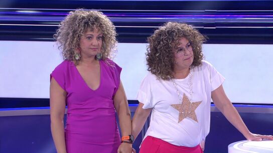 Mari Pili y Bea, concursantes de Atrapa un mill&oacute;n